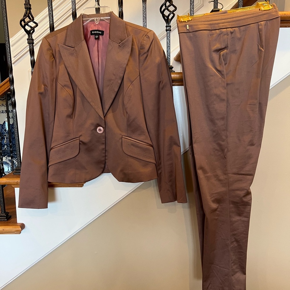 Bebe Brown pantsuit Set blazer size 6 pants no size label